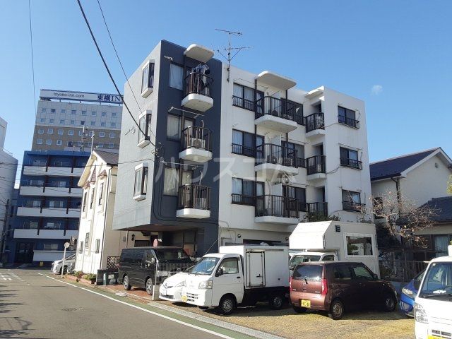 青木コーポの外観写真
