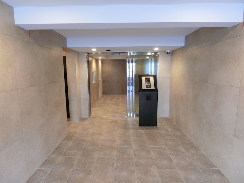 エントランス　オートロック完備です