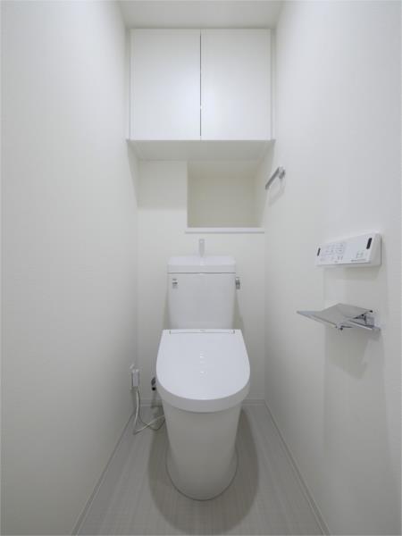 トイレ　落ち着いたトイレです