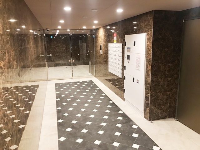 エントランス　部屋探しは株式会社　タウンハウジング　までお気軽にお問合せ…