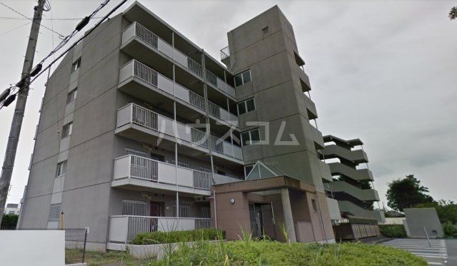 田方郡函南町柏谷のマンションの建物外観