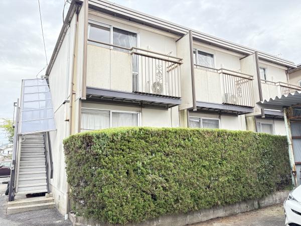 松江市米子町のアパートの建物外観