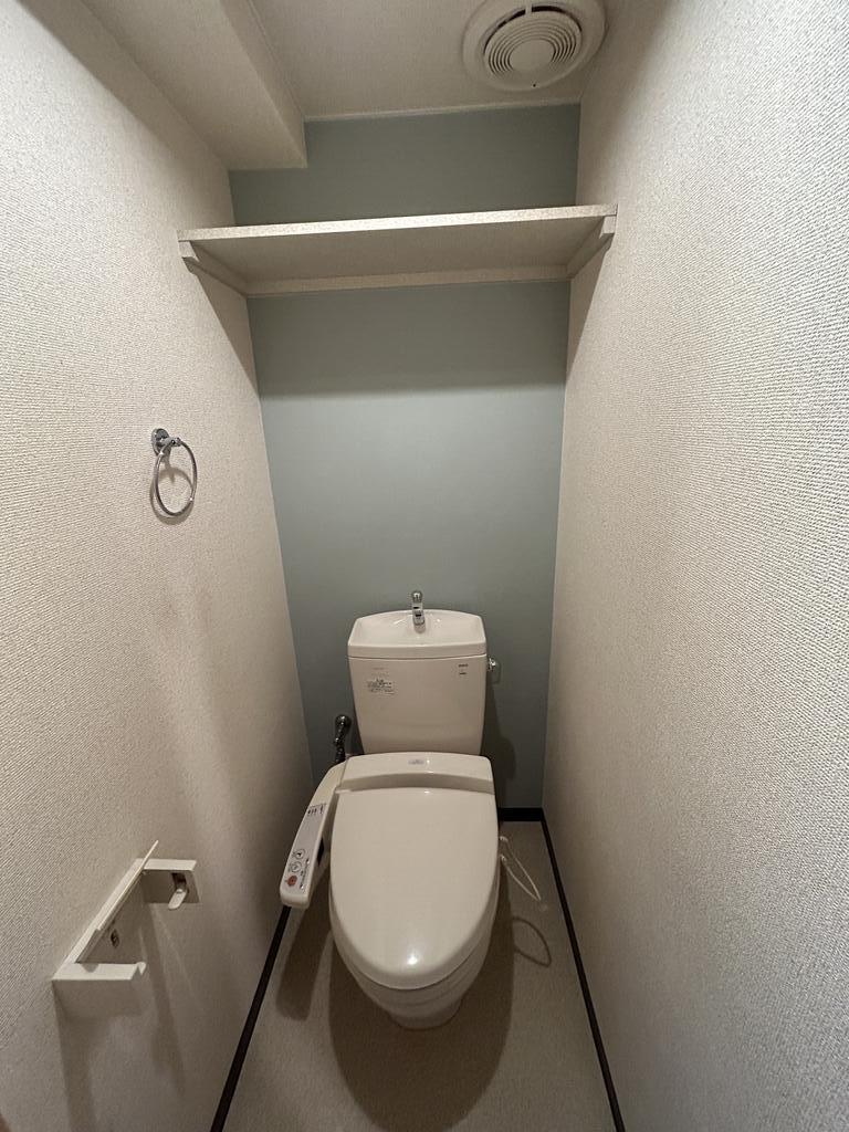 トイレ　ウオシュレット付きです
