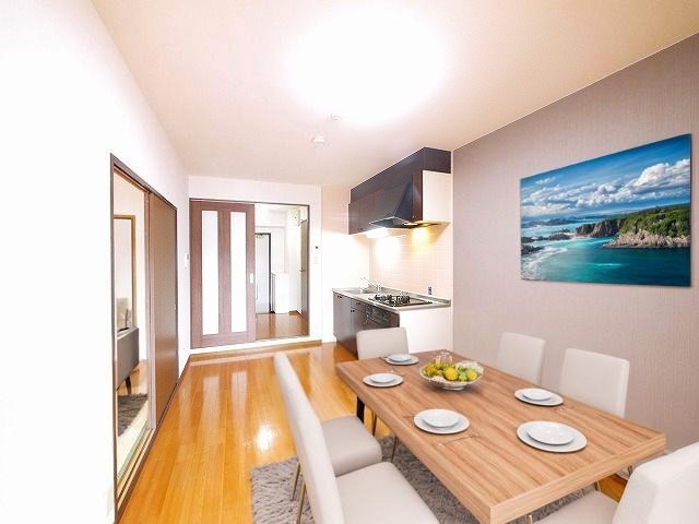 居室・リビング　CGで家具等を配置したもので家具等は含まれません