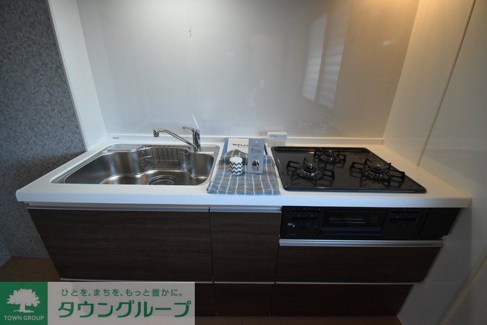 キッチン　★お部屋探しは株式会社タウンハウジング東京まで★