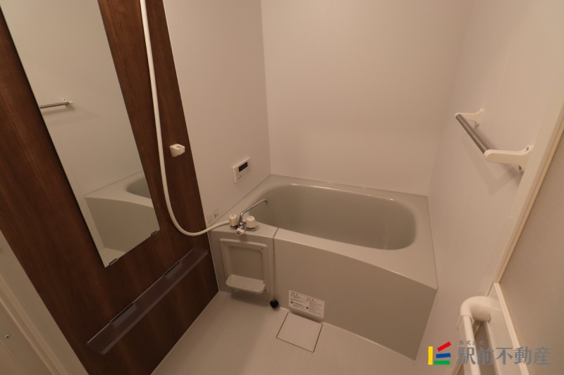 バス・シャワールーム　バスルーム