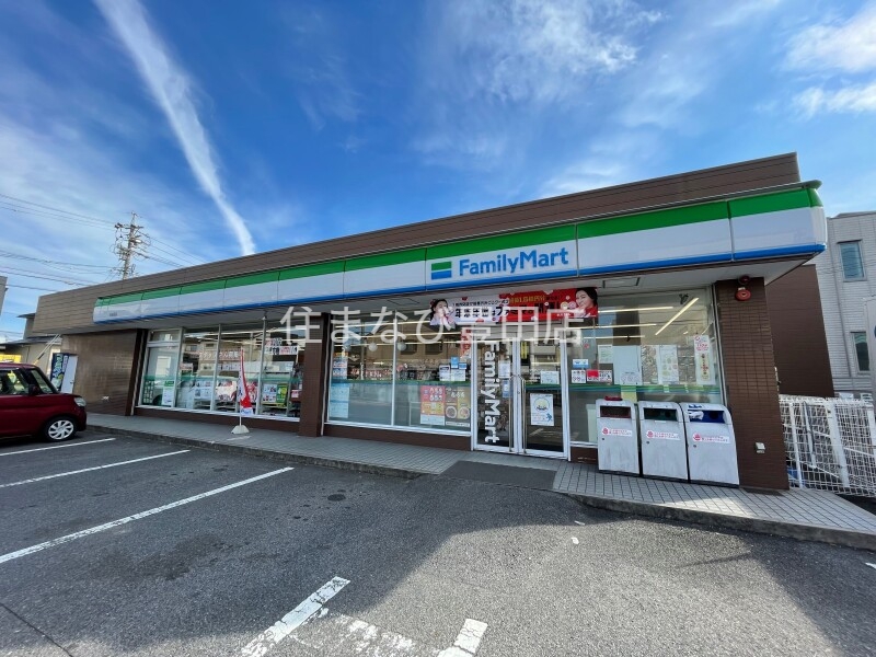 コンビニ　ファミリーマート刈谷西店（コンビニ）まで1085m