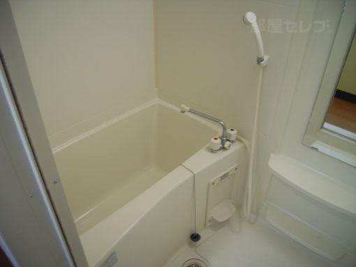 バス・シャワールーム　※写真は６０５号室の物です