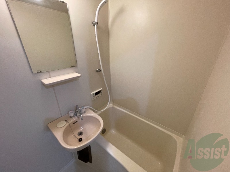 バス・シャワールーム　ゆったりとした広さの浴槽がありましたよ。