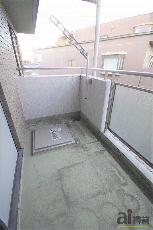 バルコニー　※別号室写真です