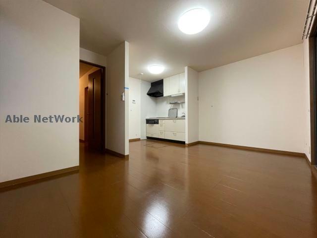 居室・リビング　※同物件別部屋の写真です。