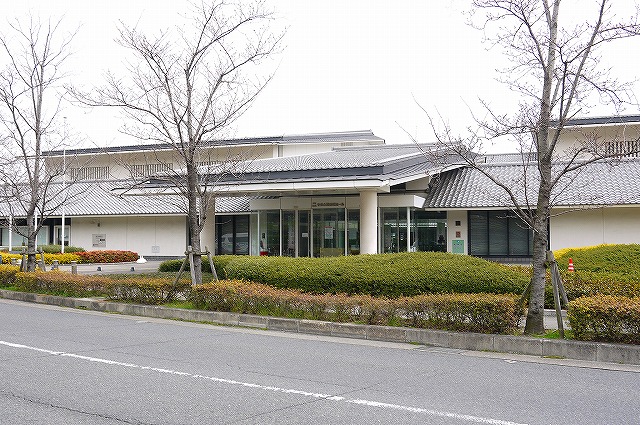 図書館　大和郡山市立図書館（図書館）まで313m