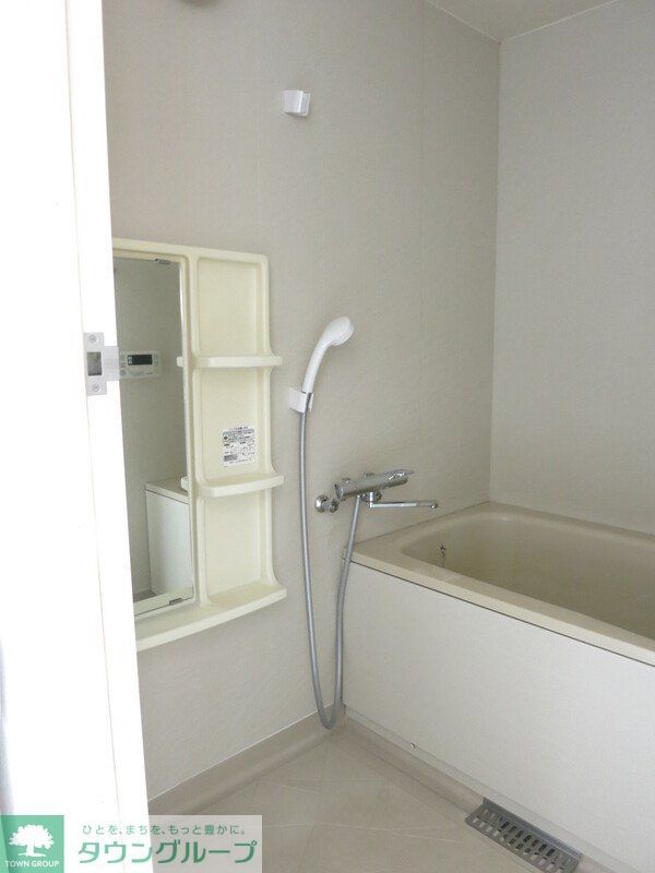 バス・シャワールーム　バス