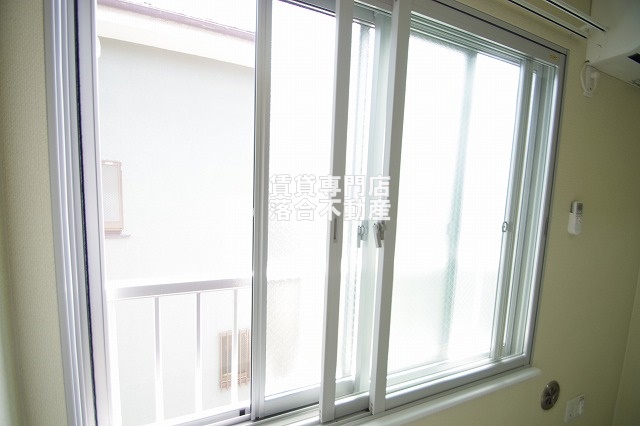 セキュリティ　2重サッシ