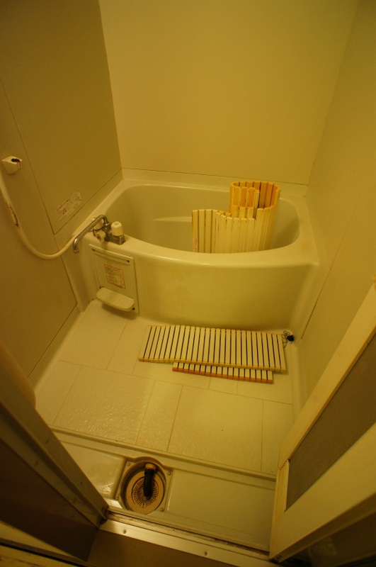 バス・シャワールーム　日々の暮らしに欠かせないお風呂です