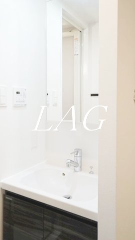 洗面設備　独立洗面台です。