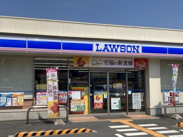 コンビニ　ローソン 綾部宮代店（コンビニ）まで400m