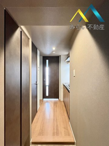 玄関　自社撮影写真