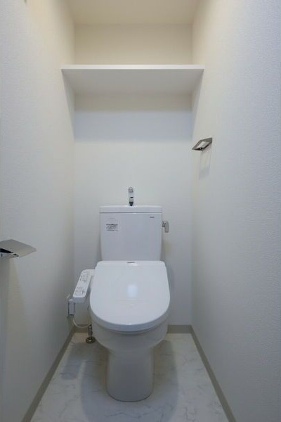 トイレ　※別部屋の写真となります
