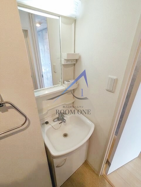 洗面設備　洗面台です。