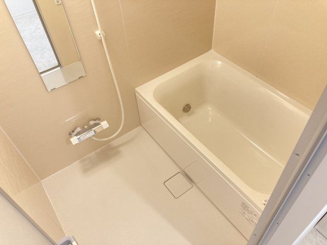 バス・シャワールーム　別のお部屋の写真です