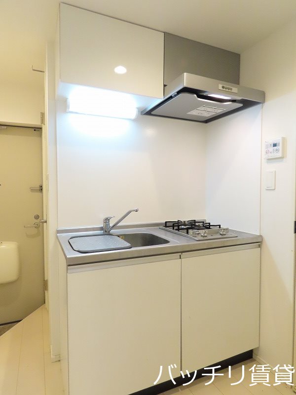 キッチン　同型タイプの為、現状を優先致します。