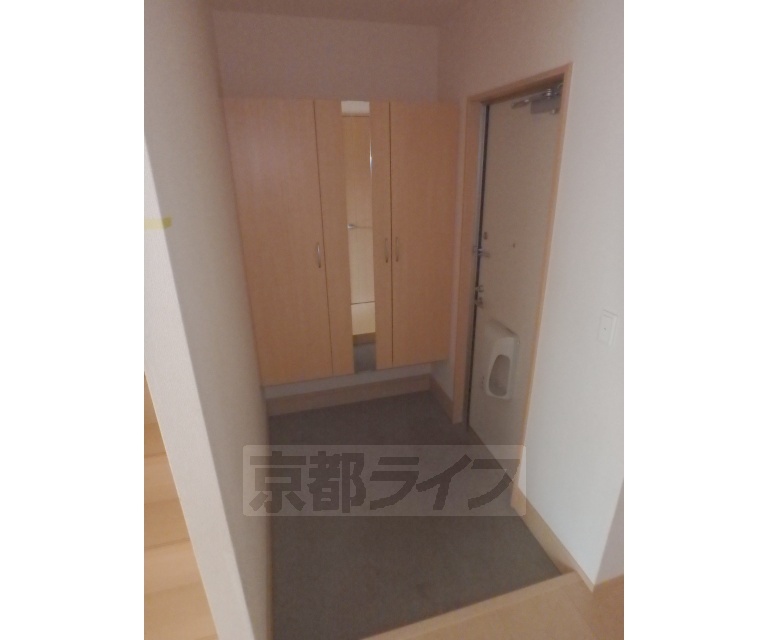 洗面設備　独立洗面台です
