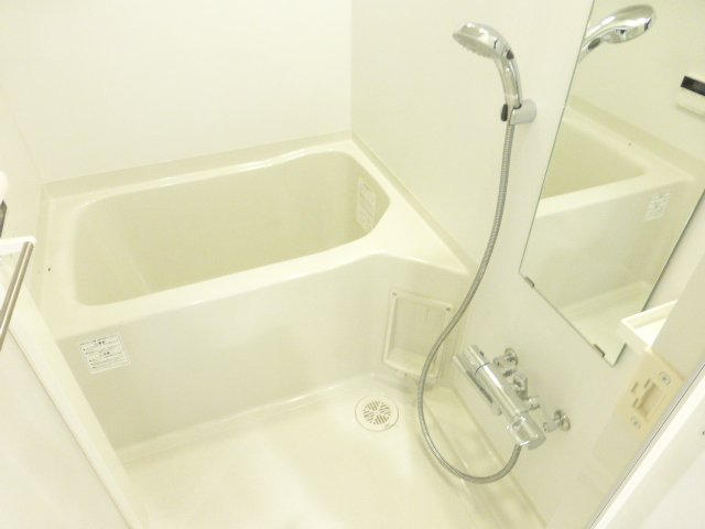 バス・シャワールーム　バス※別部屋参考写真