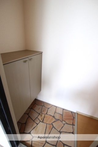 エミグランド新茂原Aの玄関写真