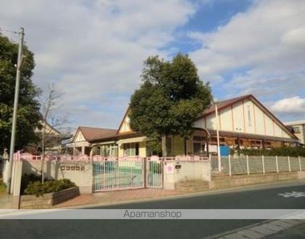 幼稚園・保育園　暁華保育園（幼稚園・保育園）まで1108m