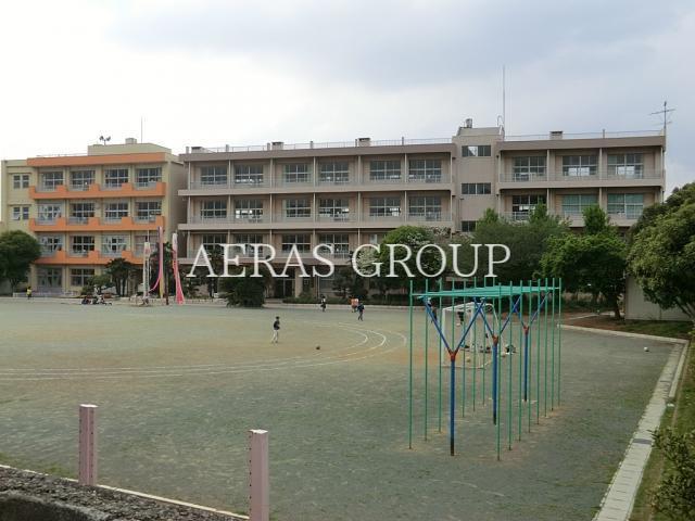 小学校　千葉市立弁天小学校（小学校）まで867m