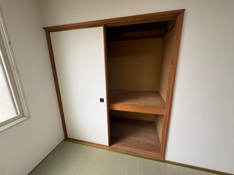 収納　こちらは収納です。物をしまう事ができますね！