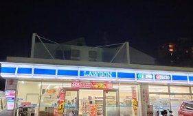 コンビニ　ローソン新喜多東一丁目店（コンビニ）まで140m