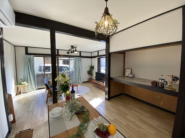 荒川沖戸建の居間写真