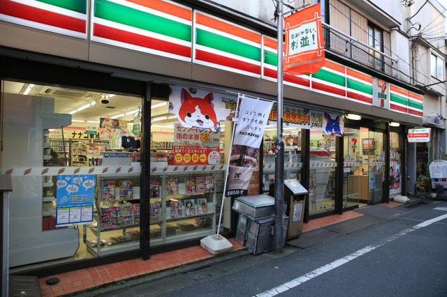 コンビニ　セブンイレブン 高円寺南4丁目店（コンビニ）まで40m
