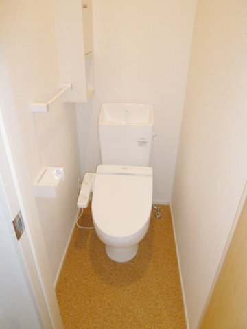 トイレ　シンプルで使いやすいトイレです