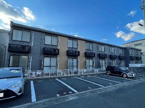 建物外観　嵯峨美術大学・嵯峨美術短期大学生へおススメ！