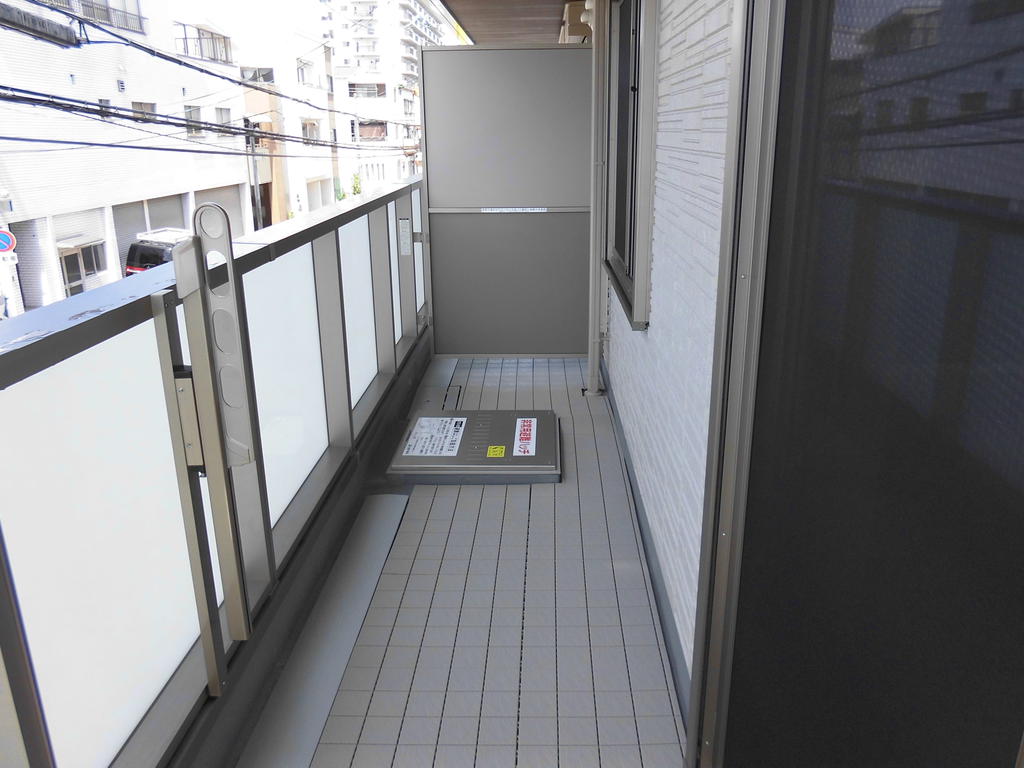 バルコニー　バルコニー：画像は同社類似物件の画像です