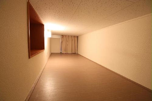 その他　ロフト内部です