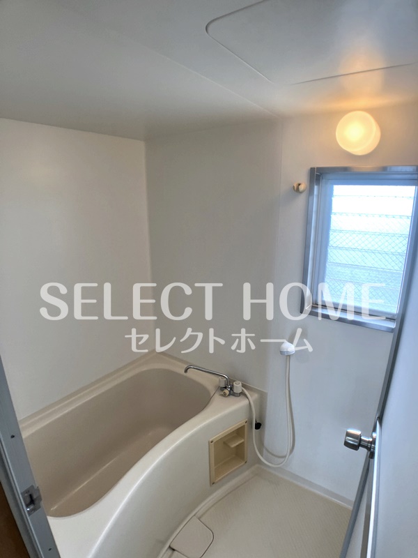 バス・シャワールーム　ゆったり過ごせるお風呂です