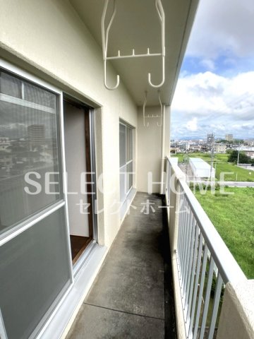 バルコニー　バルコニーがあります