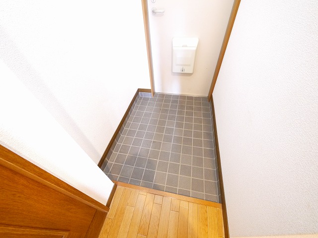 玄関　落ち着いた玄関です