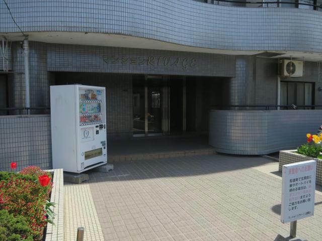 【函館市田家町のマンションのエントランス】