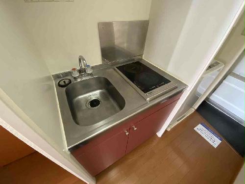 キッチン　設備仕様は号室により異なる為、現況を優先とします。