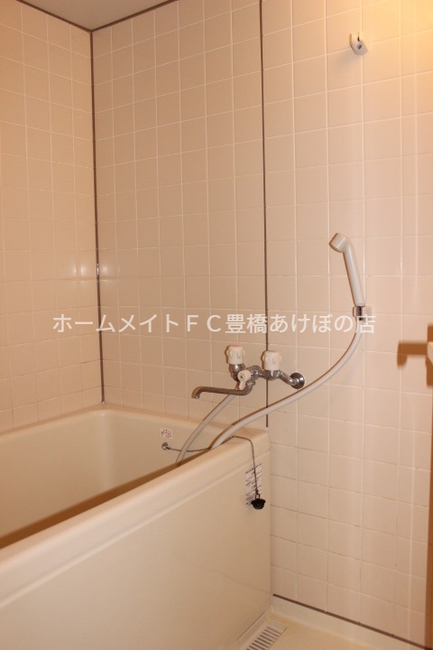 バス・シャワールーム　同型別部屋写真