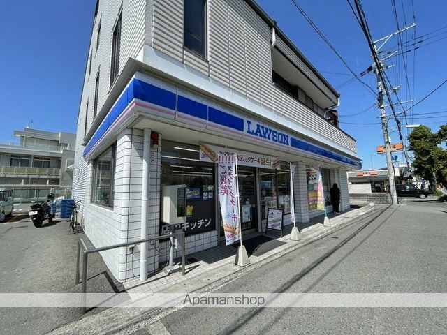 コンビニ　ローソン和歌山太田店（コンビニ）まで394m