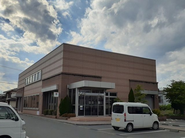 【南相馬市原町区本陣前のアパートの銀行】