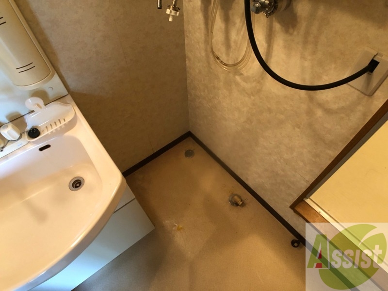 その他設備　洗濯機置場は室内にあるのでもちろんいつでも洗濯できます。