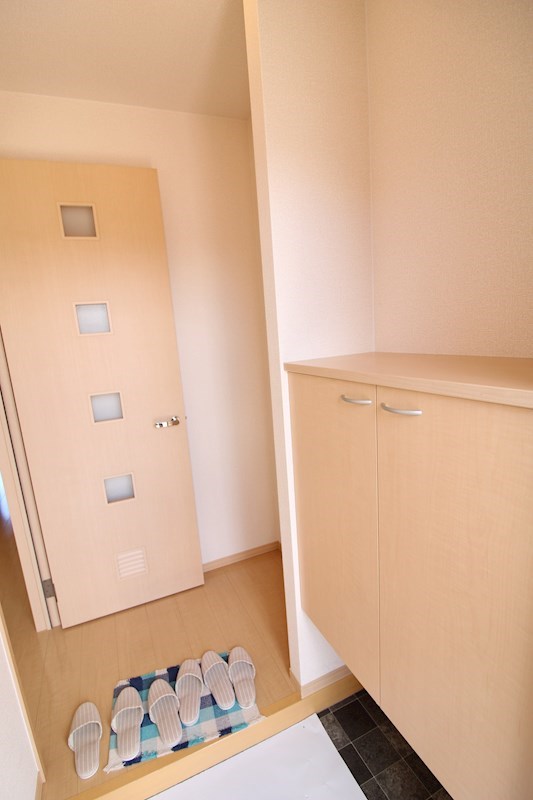 玄関　※別室参考写真※