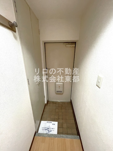 玄関　すっきりシンプルな玄関スペースです！